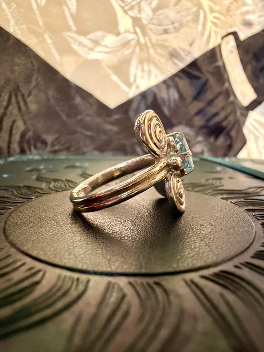 Quadra Ring/Blue Topaz